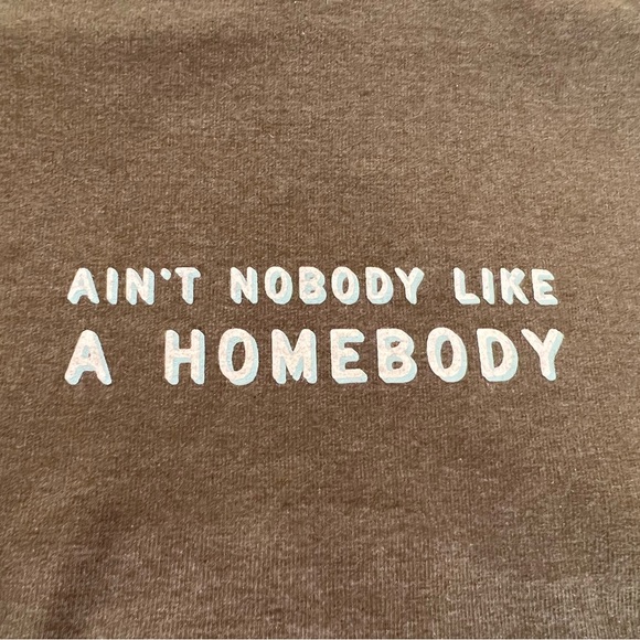 Magnolia Olive Green Women’s Hoodie - Picture 4 of 4